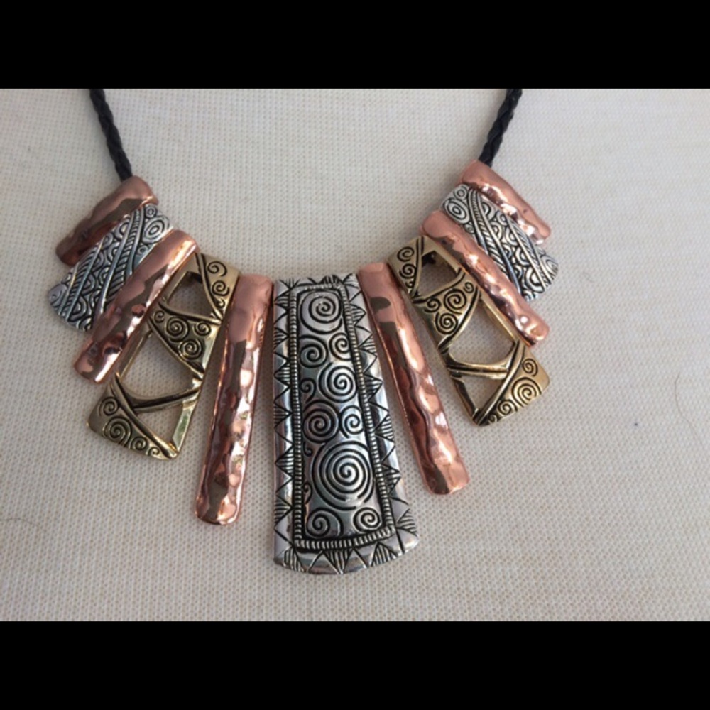 Mixed metal work necklace